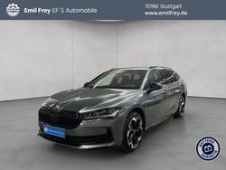 Grau Neu 2025 Skoda Superb SportLine Kombi | 61.580 €