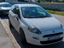 Weiß Gebraucht 2013 Fiat Grande Punto Kleinwagen | 3.800 € (Etwas zu teuer)