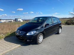 Schwarz Gebraucht 2011 Mercedes B160 Van / Kleinbus | 9.000 € (Etwas zu teuer)