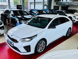 Weiß Gebraucht 2021 Kia ProCeed GT Kleinwagen | 24.999 € (Fairer Preis)