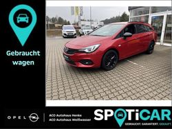 Chili rot metalic Gebraucht 2021 Opel Astra Kombi | 18.550 € (Teuer)