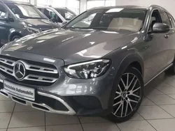 Selenitgrau Gebraucht 2021 Mercedes E400 Kombi | 48.980 € (Etwas zu teuer)