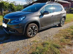 Grau Gebraucht 2019 Peugeot 2008 Allure SUV | 12.600 € (Guter Preis)