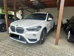 Weiß Gebraucht 2015 BMW X1 Sport Line SUV | 15.800 €