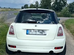 Weiß Gebraucht 2009 Mini Cooper Kleinwagen | 3.450 € (Fairer Preis)