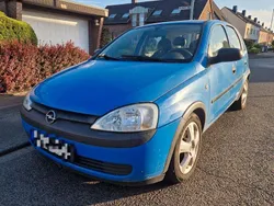 Blau Gebraucht 2001 Opel Corsa Limousine | 790 € (Guter Preis)
