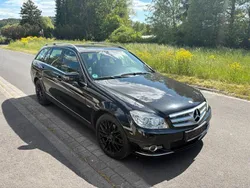Schwarz Gebraucht 2010 Mercedes C180 Kombi | 9.500 €