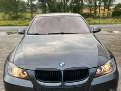 Grau Gebraucht 2007 BMW 318 Limousine | 4.700 € (Teuer)