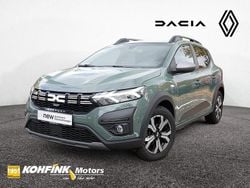 Grün Gebraucht 2023 Dacia Sandero Stepway Kleinwagen | 13.980 € (Guter Preis)