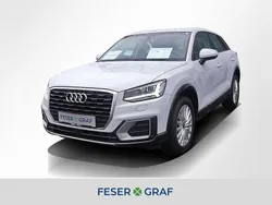 Gletscherweiß metallic Gebraucht 2020 Audi Q2 Design SUV | 23.740 € (Fairer Preis)