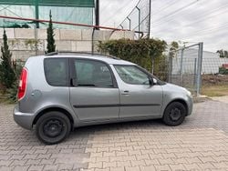 Grau Gebraucht 2010 Skoda Roomster Kombi | 3.500 € (Guter Preis)