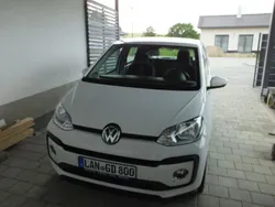 Weiß Gebraucht 2017 VW up! high up! Kleinwagen | 10.400 € (Fairer Preis)