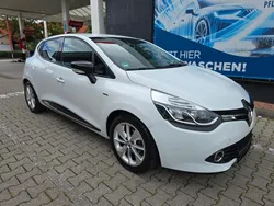 Weiß Gebraucht 2016 Renault Clio IV LIMITED Kleinwagen | 6.950 € (Guter Preis)