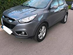 Grau Gebraucht 2011 Hyundai ix35 SUV | 9.200 € (Fairer Preis)