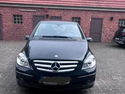 Schwarz Gebraucht 2007 Mercedes B170 Van / Kleinbus | 3.600 € (Fairer Preis)