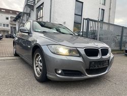 Grau Gebraucht 2010 BMW 320 Comfort Edition Kombi | 4.990 € (Guter Preis)