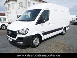 Weiss Gebraucht 2018 Hyundai H 350 Van | 21.900 €