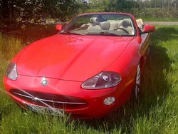 Rot Gebraucht 2005 Jaguar XK Cabrio | 12.800 €