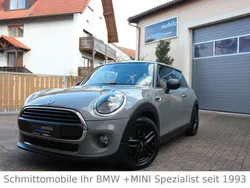 Moonwalk grey (metallic) Gebraucht 2018 Mini ONE Kleinwagen | 13.950 € (Fairer Preis)