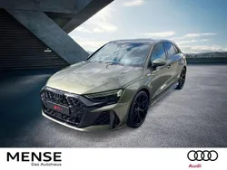 Grün Neu 2025 Audi RS3 Sportback Sport Kleinwagen | 87.495 €