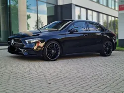 Schwarz Gebraucht 2020 Mercedes A250 Limousine | 25.700 € (Etwas zu teuer)
