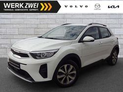(ud) schneeweiss Gebraucht 2022 Kia Stonic Vision SUV | 16.790 € (Fairer Preis)