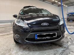Schwarz Gebraucht 2011 Ford Fiesta Individual Kleinwagen | 5.200 € (Etwas zu teuer)