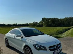 Weiß Gebraucht 2013 Mercedes CLA180 Limousine | 7.950 € (Superpreis)