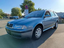 Grün Gebraucht 2004 Skoda Octavia Classic Kombi | 3.800 € (Etwas zu teuer)
