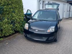 Schwarz Gebraucht 2008 Ford Fiesta Ambiente Kleinwagen | 1.400 € (Guter Preis)