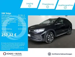 Deep black perleffekt Gebraucht 2024 VW Taigo Life SUV | 28.580 € (Fairer Preis)