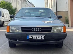 Blau Gebraucht 1988 Audi 100 Limousine | 9.500 €