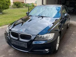 Schwarz Gebraucht 2009 BMW 318 Kombi | 3.900 € (Fairer Preis)