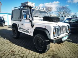 Weiß Gebraucht 1998 Land Rover Defender SUV | 28.900 € (Teuer)