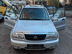 Silber Gebraucht 2003 Suzuki Grand Vitara SUV | 4.350 €