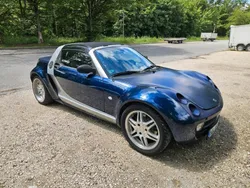 Blau Gebraucht 2004 Smart Roadster Cabrio | 2.200 €