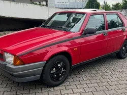 Rot Gebraucht 1990 Alfa Romeo 75 Limousine | 6.900 €