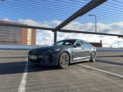 Blau Gebraucht 2018 Kia Stinger GT-Line Kleinwagen | 21.490 € (Fairer Preis)
