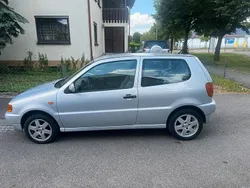Silber Gebraucht 1997 VW Polo Kleinwagen | 750 € (Guter Preis)