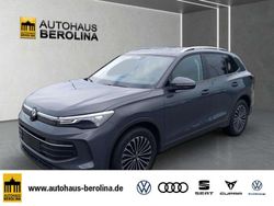 Grau Gebraucht 2024 VW Tiguan R SUV | 35.444 € (Superpreis)
