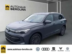 Grau Gebraucht 2024 VW Tiguan R SUV | 35.888 € (Superpreis)