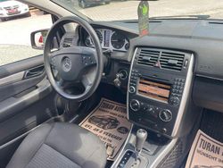 Schwarz Gebraucht 2011 Mercedes B180 Van / Kleinbus | 4.300 € (Superpreis)