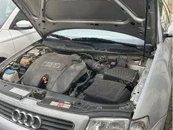 Grau Gebraucht 2000 Audi A3 Attraction Limousine | 1.290 € (Guter Preis)
