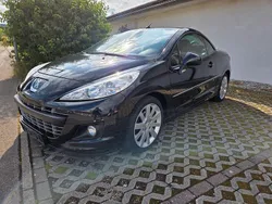 Schwarz Gebraucht 2012 Peugeot 207 CC Cabrio | 3.990 € (Guter Preis)
