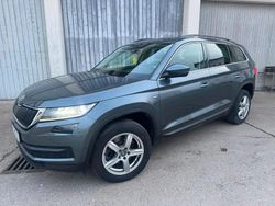 Grau Gebraucht 2020 Skoda Kodiaq Drive SUV | 29.900 € (Fairer Preis)