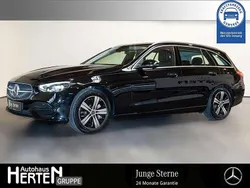Obsidianschwarz Gebraucht 2023 Mercedes C300e Avantgarde Kombi | 37.450 € (Guter Preis)