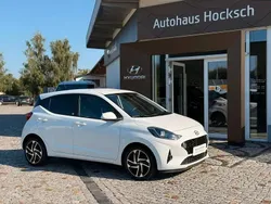 Weiß Gebraucht 2021 Hyundai i10 Edition 30+ Kleinwagen | 12.490 € (Fairer Preis)