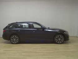Schwarz Gebraucht 2021 BMW 318 Sport Line Kombi | 20.880 € (Guter Preis)