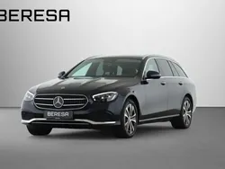 Blaulack nautikblau Gebraucht 2022 Mercedes E300 Avantgarde Kombi | 31.580 € (Guter Preis)