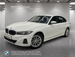 Weiß Gebraucht 2024 BMW 318 Comfort Edition Limousine | 34.480 € (Fairer Preis)
